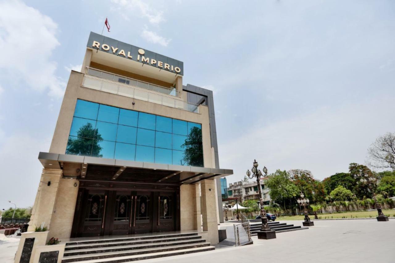 Hotel Royal Imperio Faridabad Exterior foto