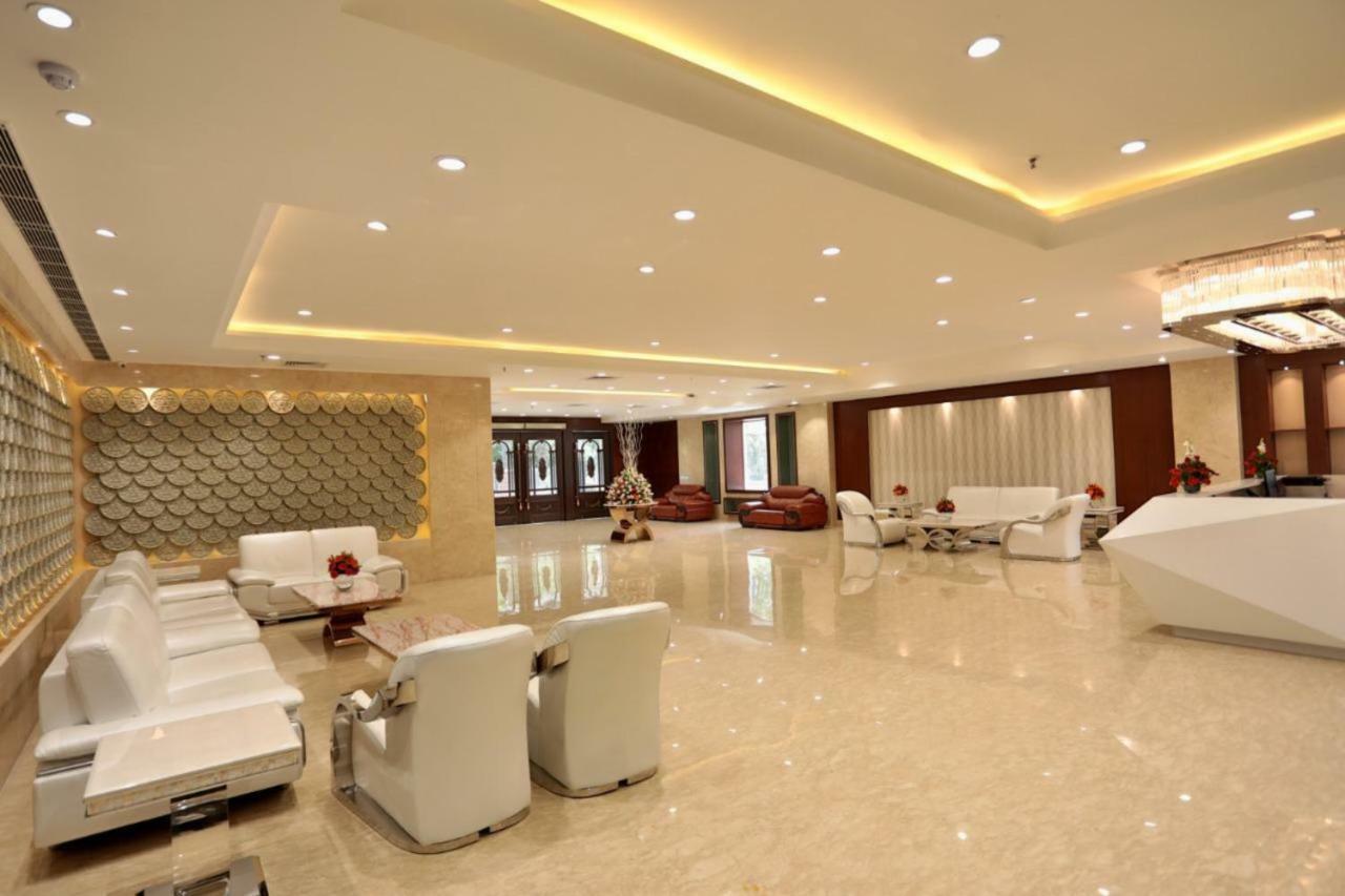 Hotel Royal Imperio Faridabad Exterior foto