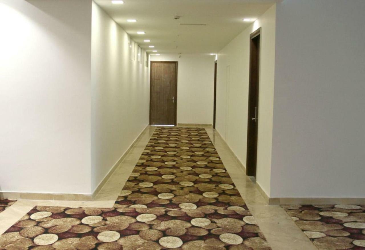 Hotel Royal Imperio Faridabad Exterior foto
