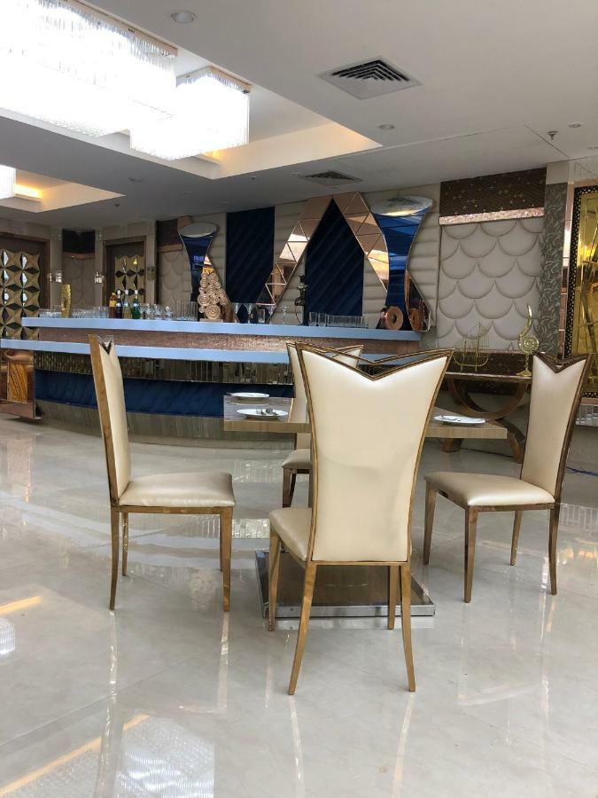 Hotel Royal Imperio Faridabad Exterior foto